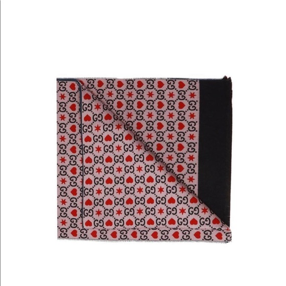 ♥️Great Valentine's Day 💝 GUCCI GG & heart scarf ❤️⭐️ - Picture 7 of 12